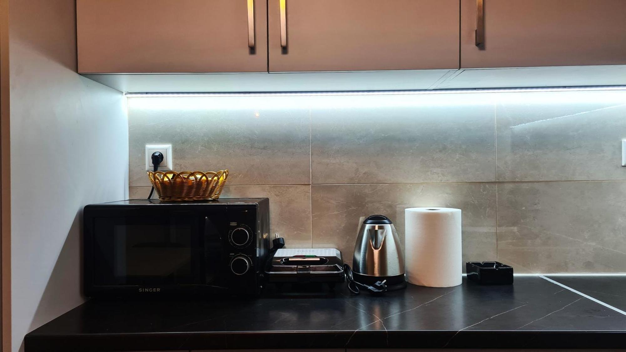 Artemis Apartment In Athens Near Acropolis-100Mbps Wifi Экстерьер фото